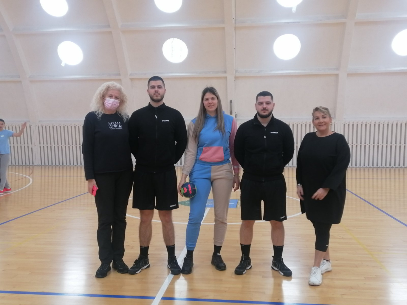 IMG-ecafe4d8316fd4fbfa7690520589947b-V.jpg IMG-ecafe4d8316fd4fbfa7690520589947b-V.jpg